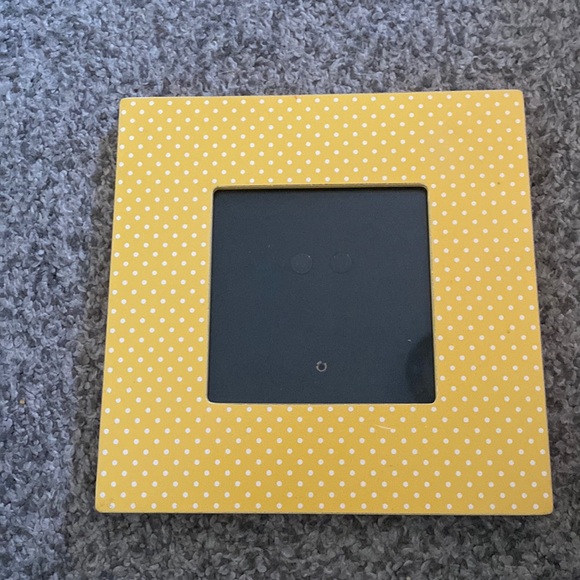 Cute aesthetic polka dot yellow frame - Picture 1 of 6